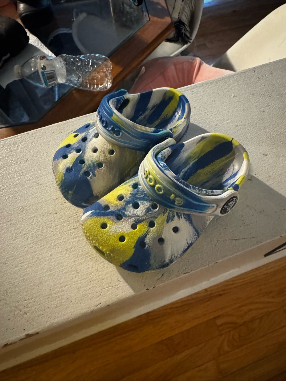 Kids Tie-Dye Style Slip-On crocs in Blue, Yellow & White